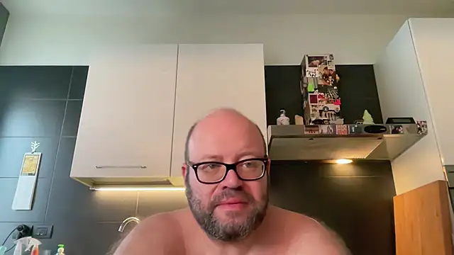 theitalianbear Webcamshow