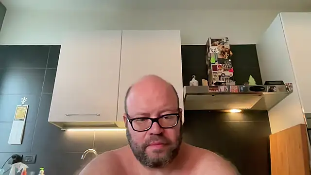 theitalianbear Webcam show
