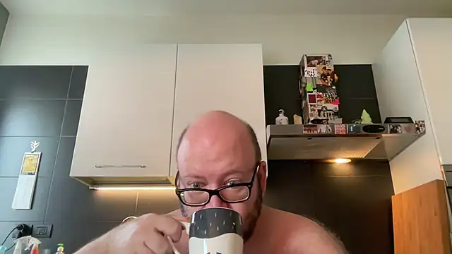 theitalianbearのウェブカメラショー