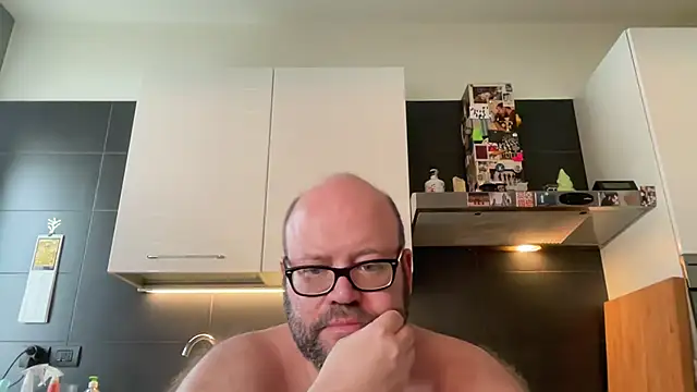 theitalianbear – webcam-show