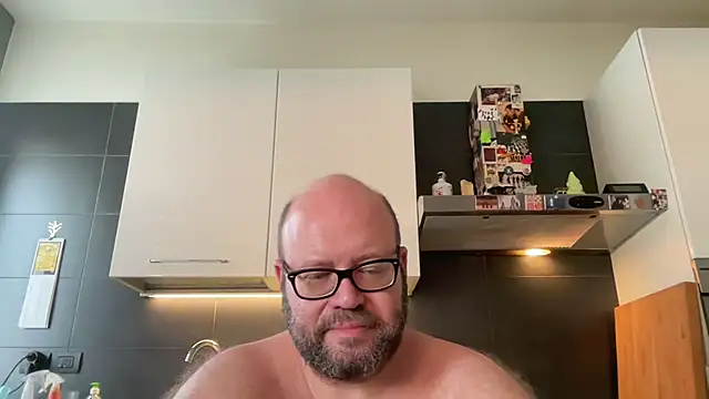 theitalianbear's Webcam Show