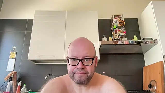theitalianbear 网络视讯表演
