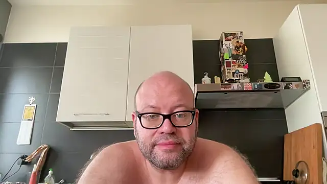 theitalianbear 网络视讯表演