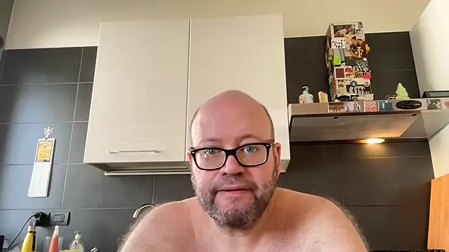theitalianbear Webcam show