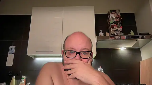 theitalianbear Show in webcam