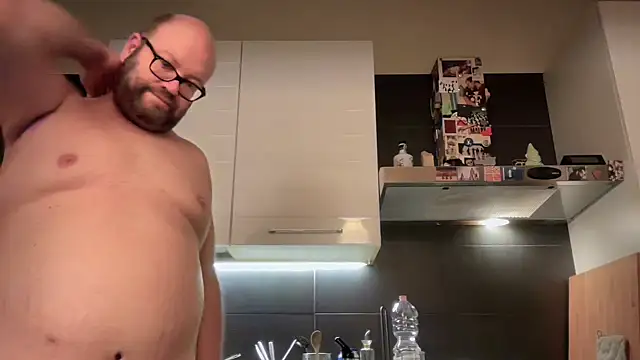 theitalianbear 网络视讯表演