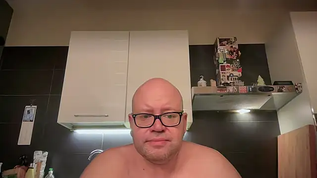 theitalianbear Show in webcam