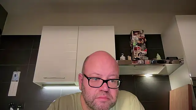 theitalianbearのウェブカメラショー