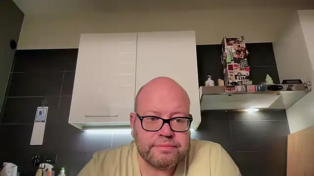 theitalianbear Show Webcam