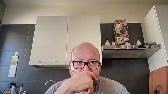 theitalianbear Webcam show