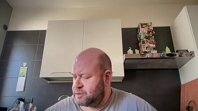 theitalianbear 웹캠 쇼