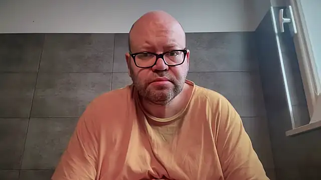 theitalianbear 网络视讯表演