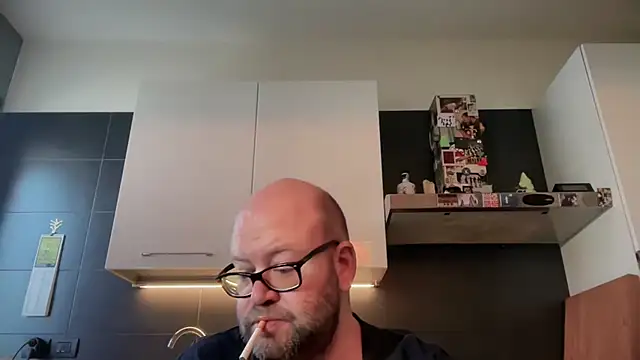 theitalianbear Adlı Modelin Web Kamerası Şovu