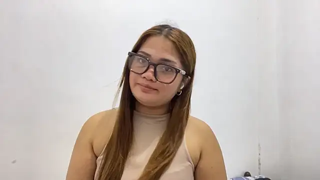 VikkiDunemn Chat XXX live