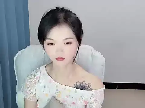 Lina-9 Show Webcam