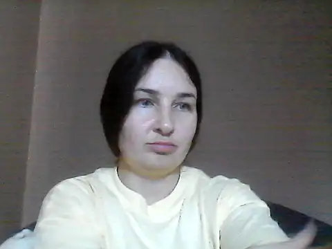 Kirahugme XXX чат на живо