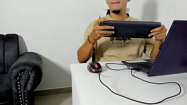 ThreeLion7's Webcam Show
