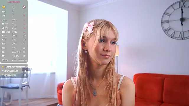 BelleTrovato's Webcam Show