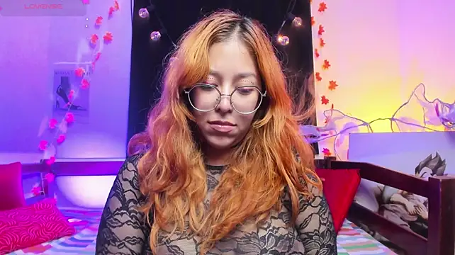 Juless_x Webcamshow
