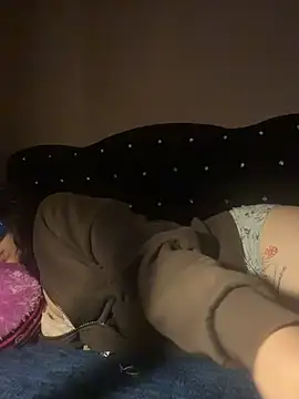 Lennore 现场XXX聊天