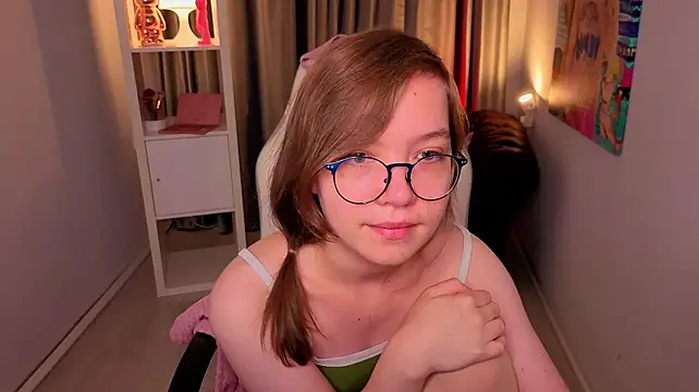 LiaBroock – Naživo XXX chat