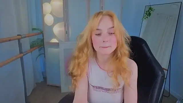 _babyvivian_'s Webcam Show