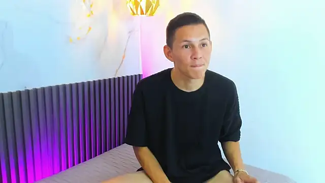 IzanArias' Live XXX Chat