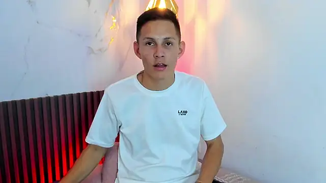 IzanArias webcam show