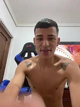 hamzel23 Webcam Show