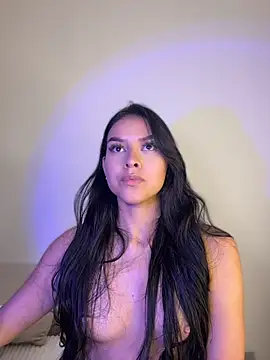 Victoriaboltt live-chat rom