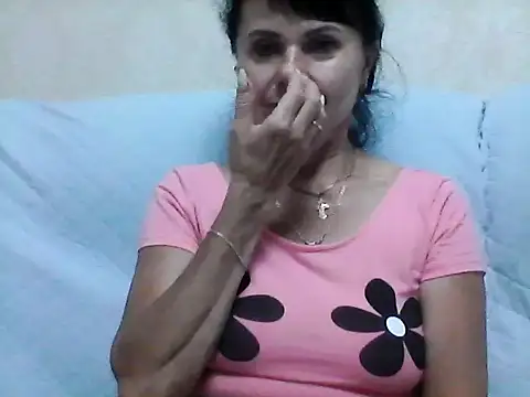 Show modela PrettyAngel7234 na web-kameri