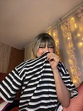 miissVelvett Show in webcam