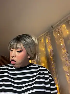 miissVelvett Pertunjukan Webcam