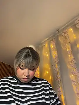 Webkamerová show miissVelvett