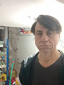 Juanpaulo1937's Webcam Show