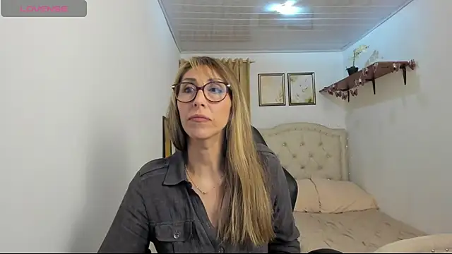 scarletfs' Webcam Show