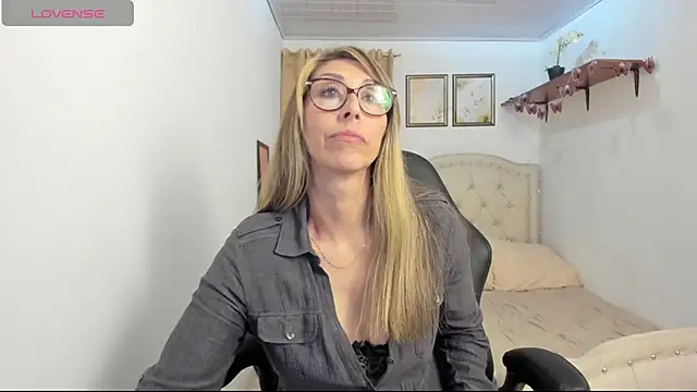 scarletfs webcam show