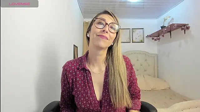 scarletfs' Live XXX Chat