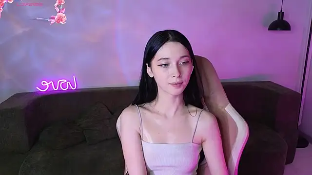 צ'אט XXX בשידור חי של JessicaMeaww