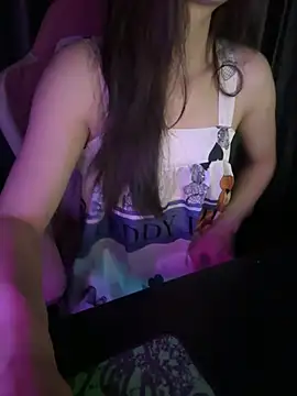 Rin-jeas' Live XXX Chat