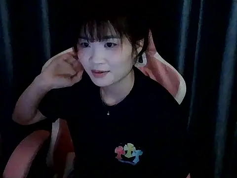 XXX chat uživo modela Rin-jeas