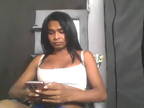 latin_cock_hardxx's Webcam Show