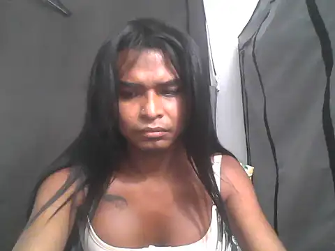 Show modela latin_cock_hardxx na web-kameri