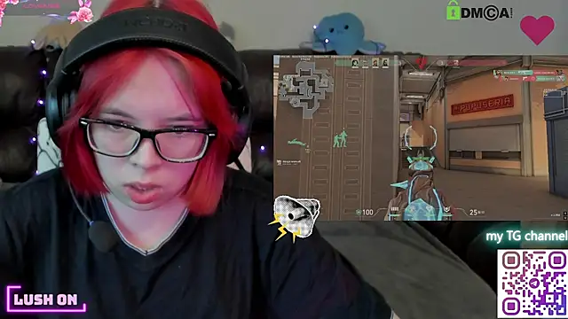LinneaChan's Webcam Show