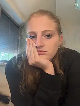 Lucianamoln Webbikameraesitys