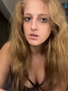 Lucianamoln Webbikameraesitys