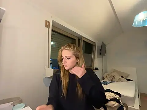 Lucianamol Webcamshow