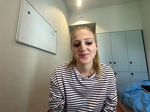 Lucianamoln Webbikameraesitys