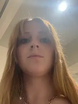 Lucianamol Webcamshow
