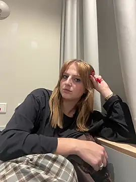 Lucianamol Webcam Show